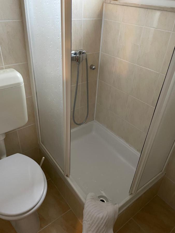 Diana Rooms And Apartments Starigrad Paklenica Dış mekan fotoğraf