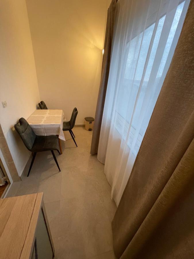 Diana Rooms And Apartments Starigrad Paklenica Dış mekan fotoğraf