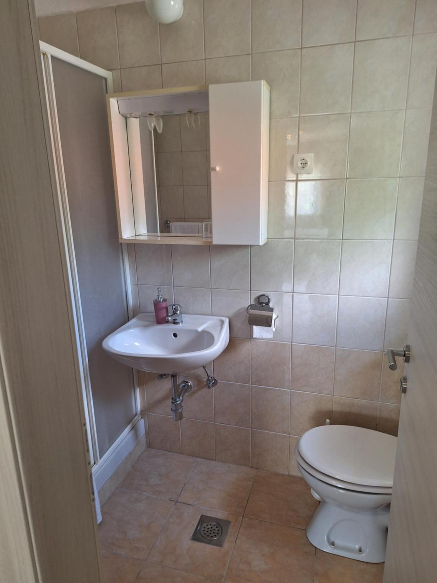 Diana Rooms And Apartments Starigrad Paklenica Dış mekan fotoğraf
