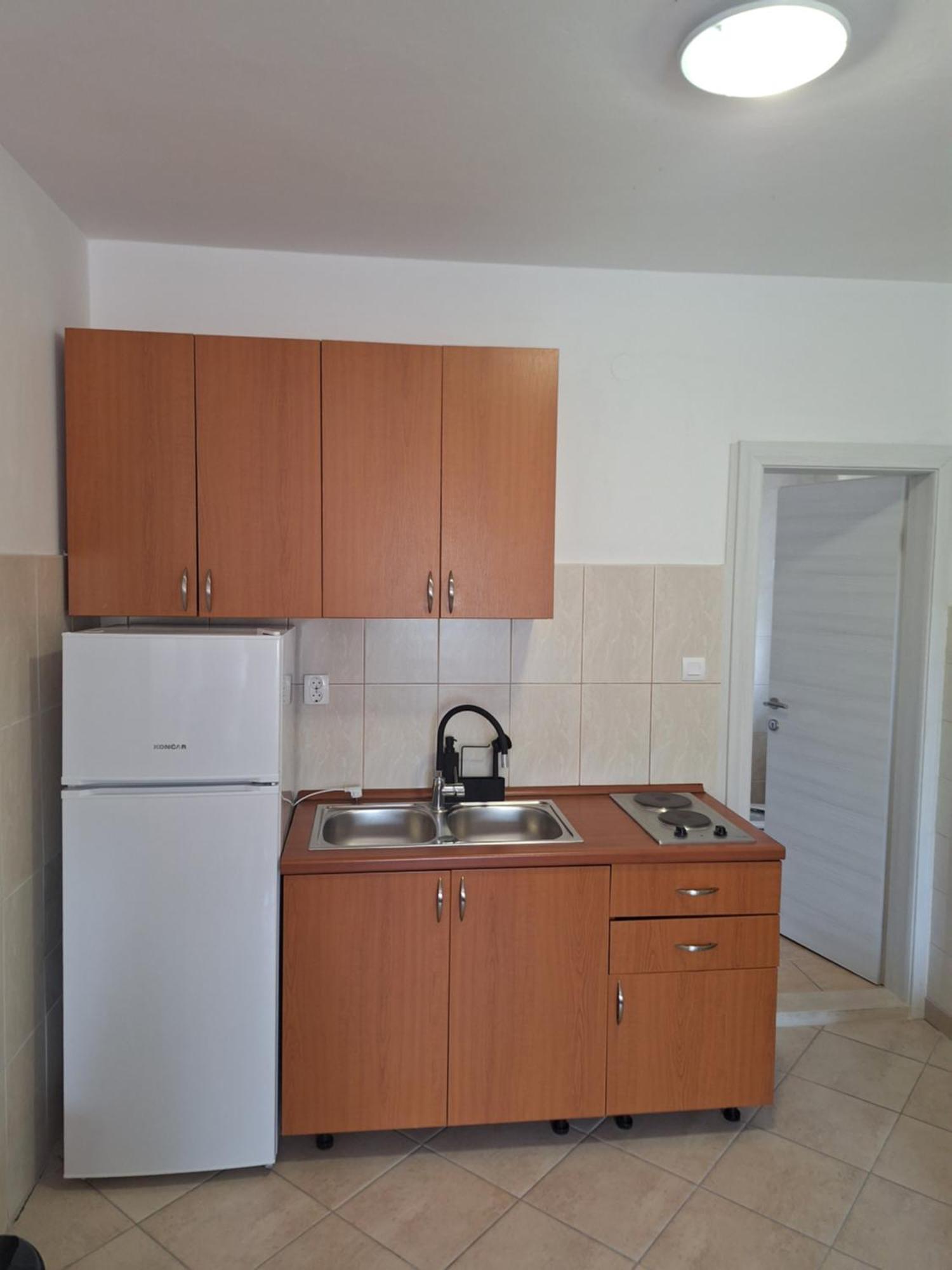 Diana Rooms And Apartments Starigrad Paklenica Dış mekan fotoğraf