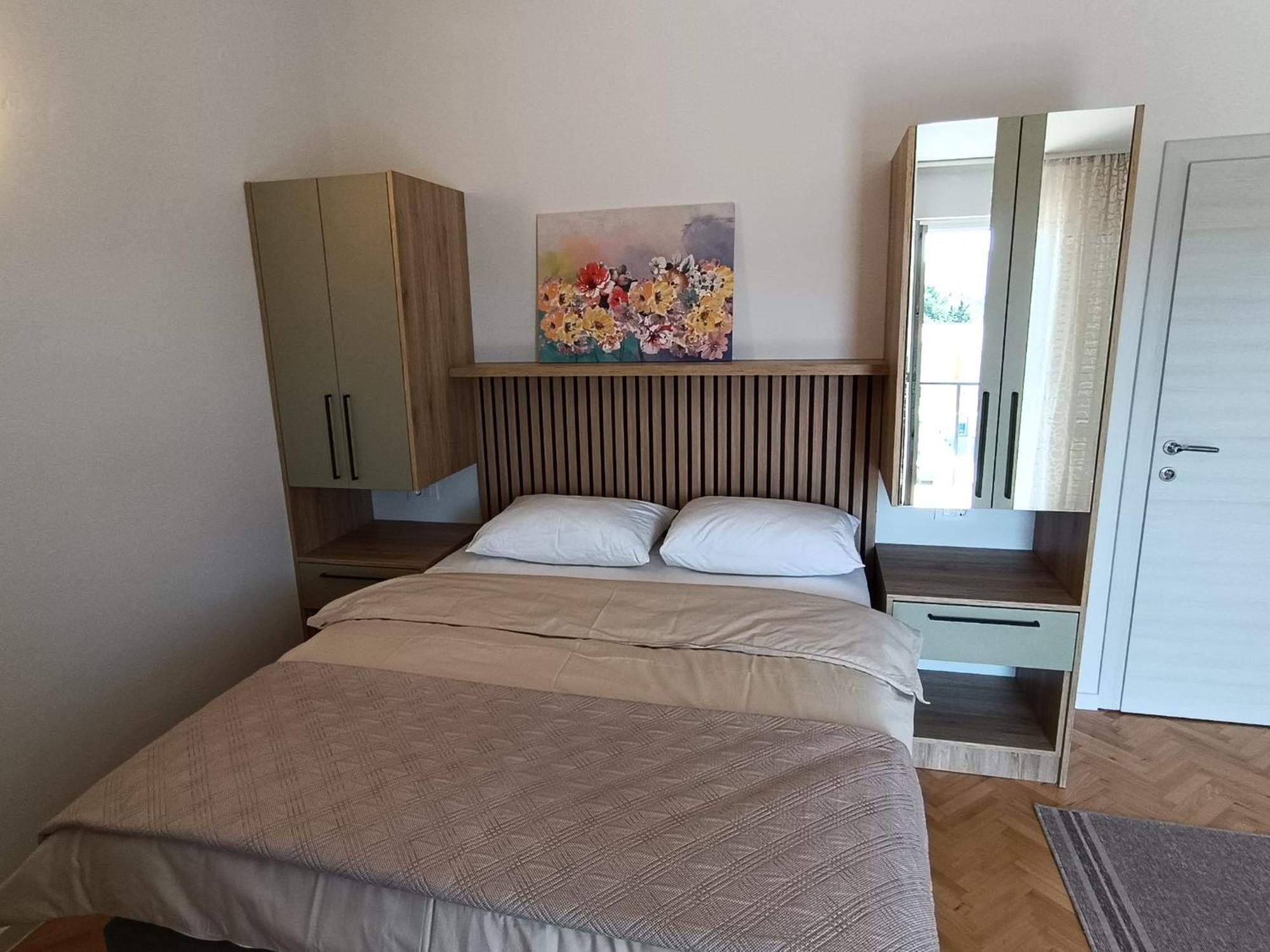 Diana Rooms And Apartments Starigrad Paklenica Dış mekan fotoğraf