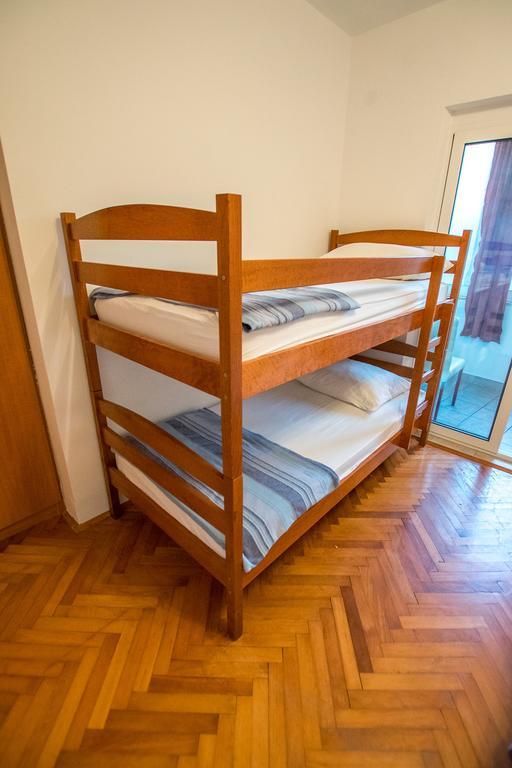 Diana Rooms And Apartments Starigrad Paklenica Dış mekan fotoğraf