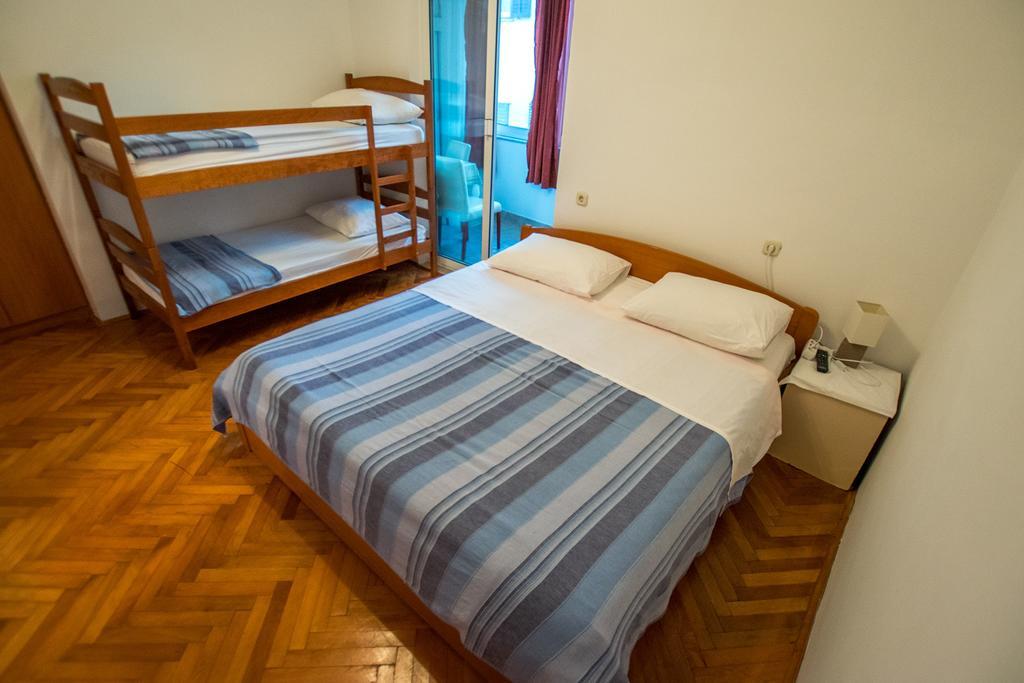 Diana Rooms And Apartments Starigrad Paklenica Dış mekan fotoğraf