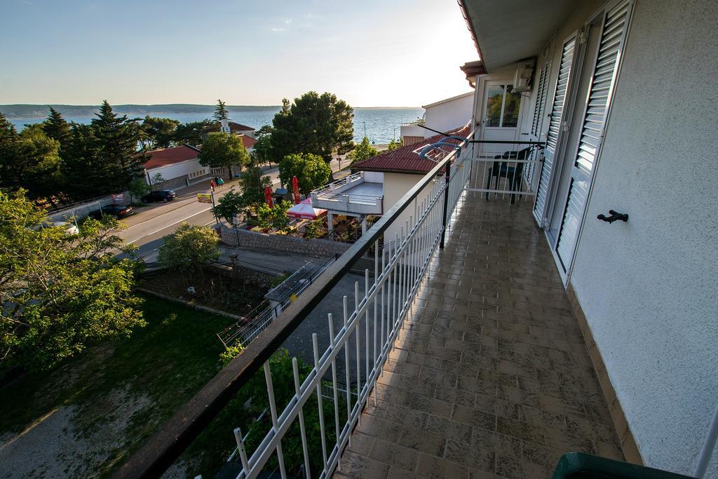 Diana Rooms And Apartments Starigrad Paklenica Dış mekan fotoğraf
